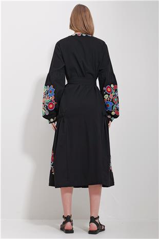 Kadın Siyah V Yaka Full Nakışlı Astarlı Dokuma Elbise ALC-X11565