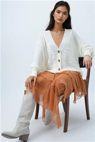 Kadın Ekru V Yaka Saç Örgü Desenli Balon Kol Triko Hırka ALC-X14438