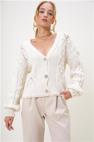 Kadın Krem V Yaka Taş Düğmeli Kalın Triko Hırka ALC-X13204
