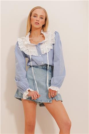 Kadın Mavi Yakası Ve Manşeti Güpürlü Çizgili Dokuma Gömlek ALC-X7828