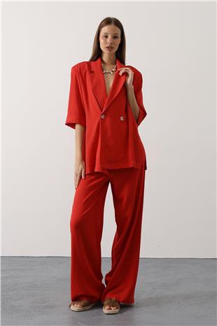 Kadın Kırmızı Yarım Kol Oversize Yırtmaçlı Ceket VS00627