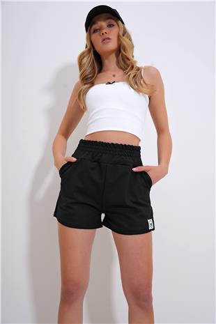 Kadın Siyah Yüksek Bel Armalı Mini Şort ALC-X12273