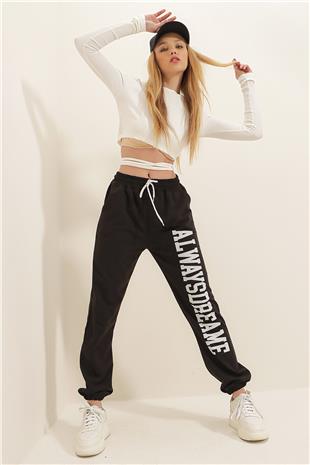 Kadın Siyah Yüksek Bel Yazı Baskılı Bol Paça Çift Cepli Eşofman Altı ALC-X7958