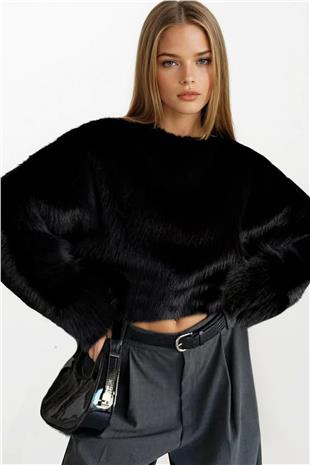 Kadın Siyah Yumuşak Dokulu Uzun Kollu Oversize Kürk Sweatshirt VS01405