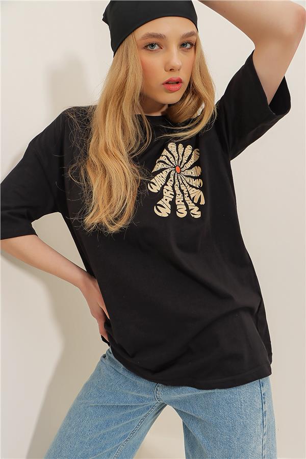 Bisiklet Yaka Önü Ve Arkası Flok Baskılı %100 Pamuk Oversize T-Shirt - Siyah