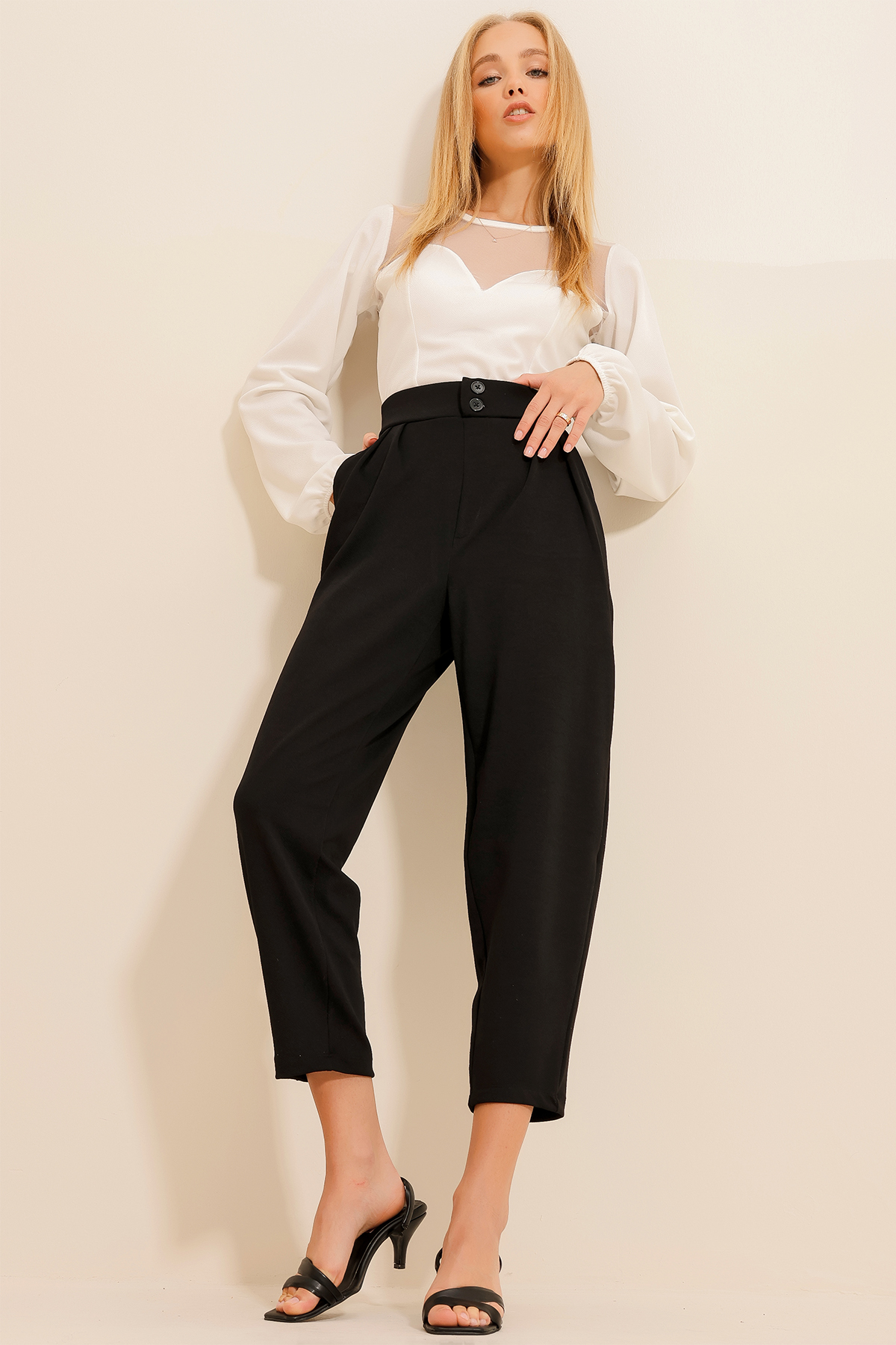 Kadın Yüksek Bel Havuç Pantolon - Siyah | Trend Alaçatı Stili