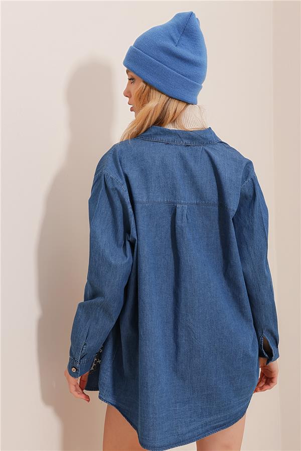 Nakış Detaylı Oversize Jean Gömlek - Mavi