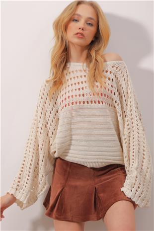 Bisiklet Yaka Delik Ajurlu Crop Triko Bluz - Krem