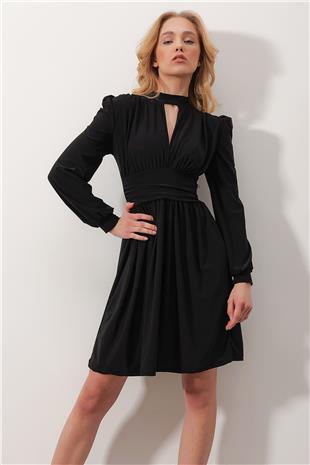 Dik Yaka Cut Out Kloş Sandy Elbise - Siyah