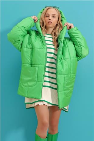 Kapüşonlu Fleto Cepli Puffer Fashion Oversize Şişme Mont - Yeşil