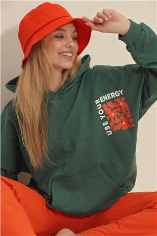 Kapüşonlu Ön Ve Arka Energy Baskılı Sweatshirt - Nefti Yeşili