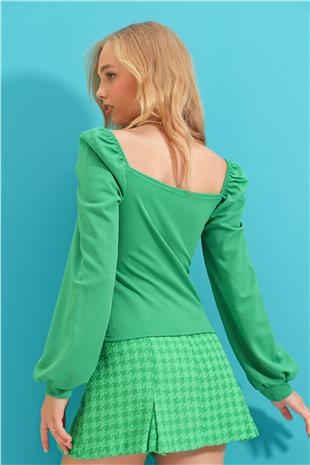 V Yaka Önü Büzgü Detaylı Scuba Bluz - Yeşil