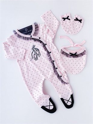 Poldy Baby | Baby Fashion | Bebek KıyafetleriRenkli Kelebekli Tulum PembePB1906pBalerin Model 3'lü Tulum Set Pembe