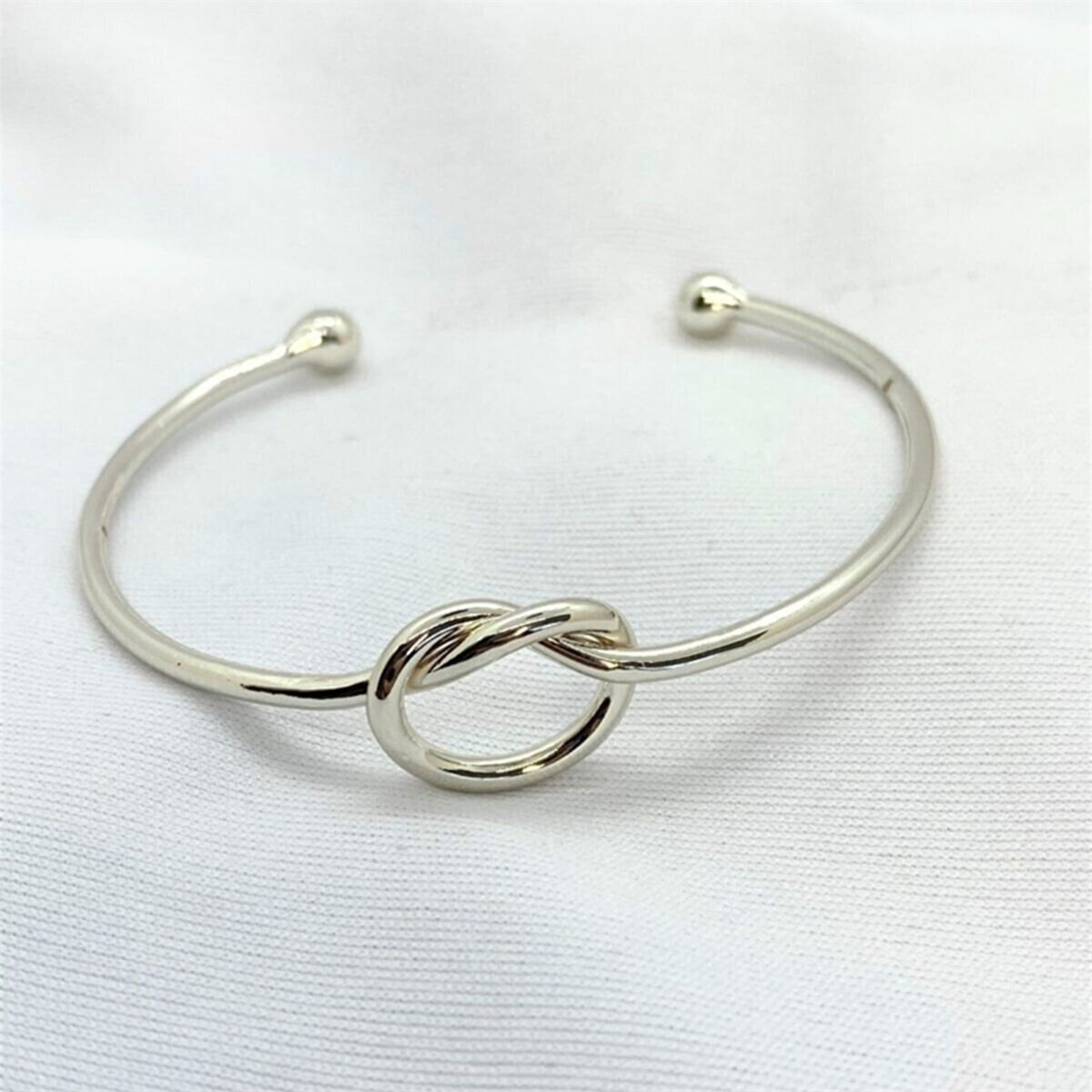 Tcherchi Kadın Altın Düğüm Detay Ayarlanabilir Kelepçe Bileklik