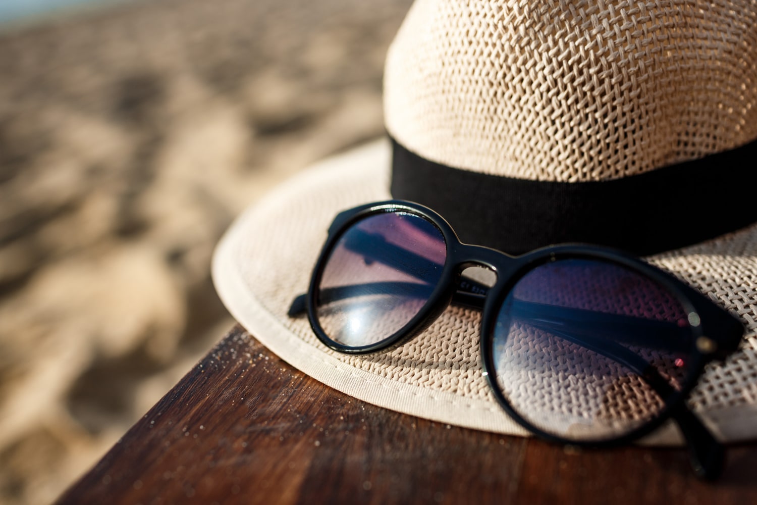 2023 Yılı Trend Güneş Gözlükleri: Stilinizi Tamamlayın!