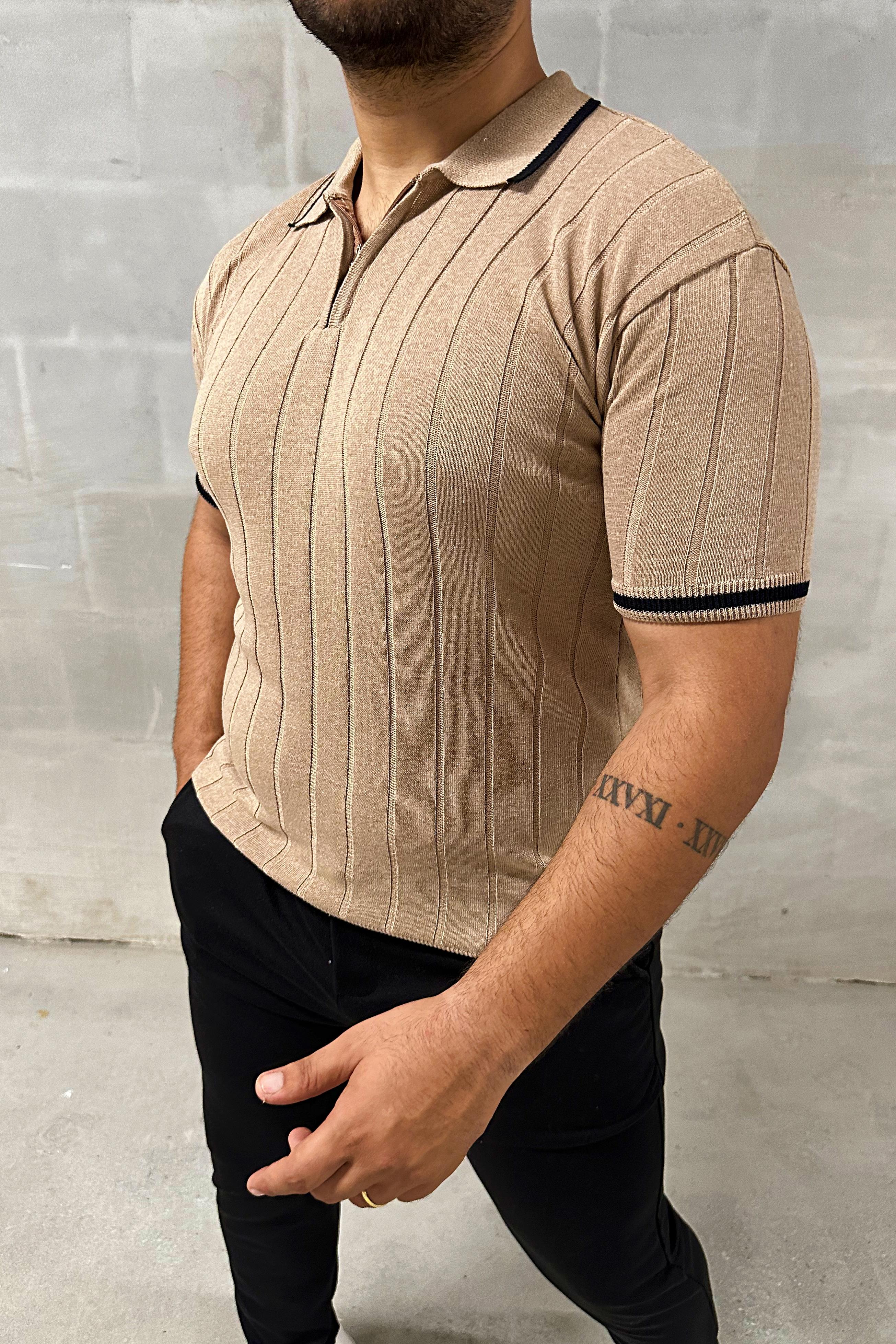 Bej Fermuarlı Polo Yaka Örme Triko Tshirt