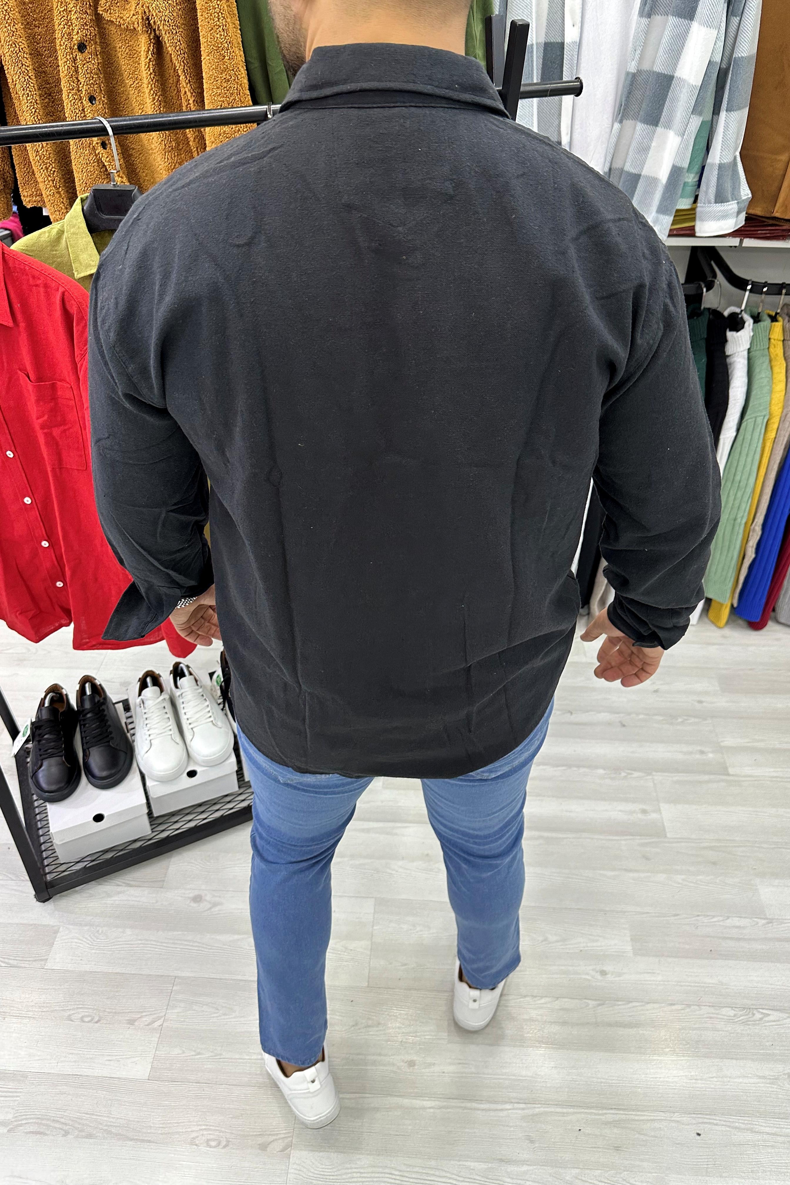 Siyah Keten Gömlek