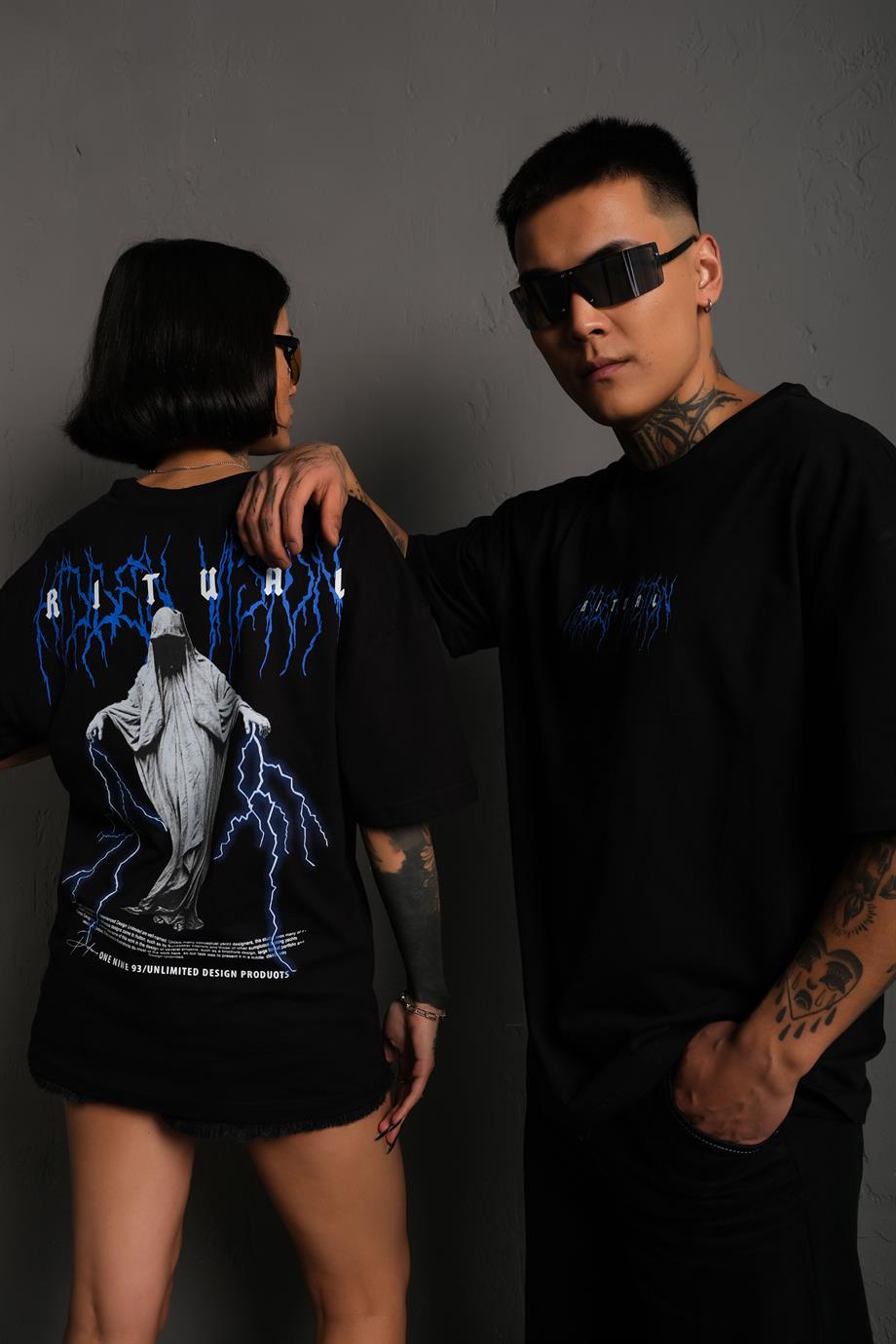 Siyah Ritual Mavi Yıldırım Baskılı Oversize Basic Tshirt