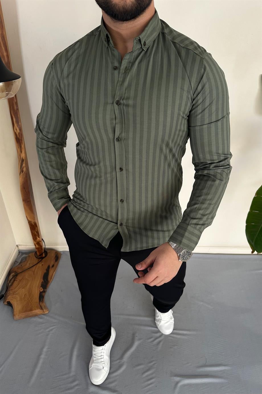 Slim Fit Çizgili Gömlek