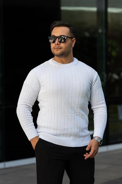 Beyaz Tüylenme Yapmayan Slim Fit Desenli Triko Kazak