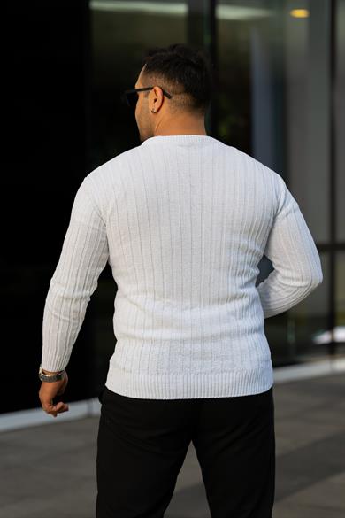 Beyaz Tüylenme Yapmayan Slim Fit Desenli Triko Kazak