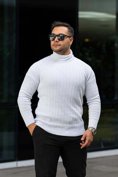 Erkek Beyaz Tüylenme Yapmayan Slim Fit Boğazlı Triko Kazak