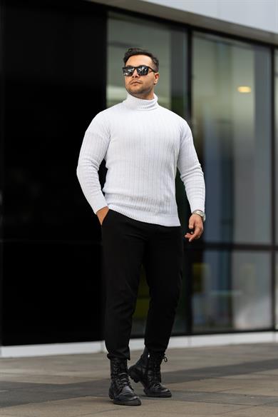 Erkek Beyaz Tüylenme Yapmayan Slim Fit Boğazlı Triko Kazak