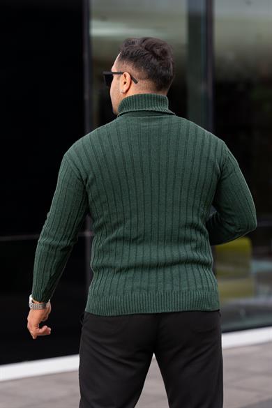 Erkek Zümrüt Yeşil Tüylenme Yapmayan Slim Fit Boğazlı Triko Kazak