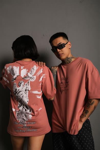 Gül Kurusu Heykel 22 Baskılı Oversize Basic Tshirt
