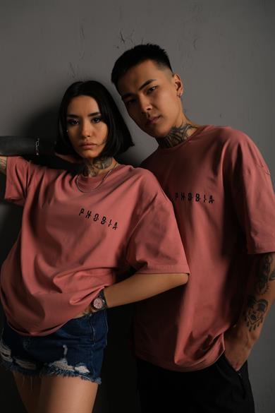 Gül Kurusu Phobia Baskılı Oversize Basic Tshirt