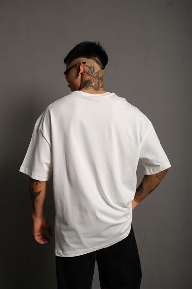 Kırık Beyaz Oversize Basic Tshirt