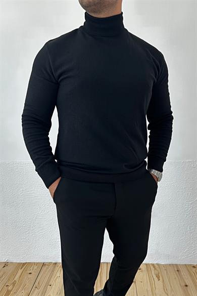 Siyah Boğazlı Pamuk Triko Kazak
