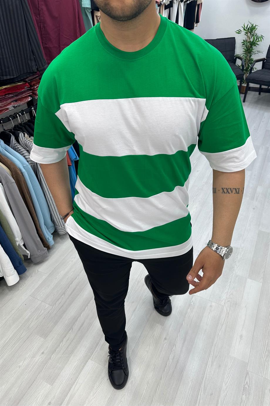 Yeşil Beyaz Parçalı Oversize Tshirt | VİP LOKAL