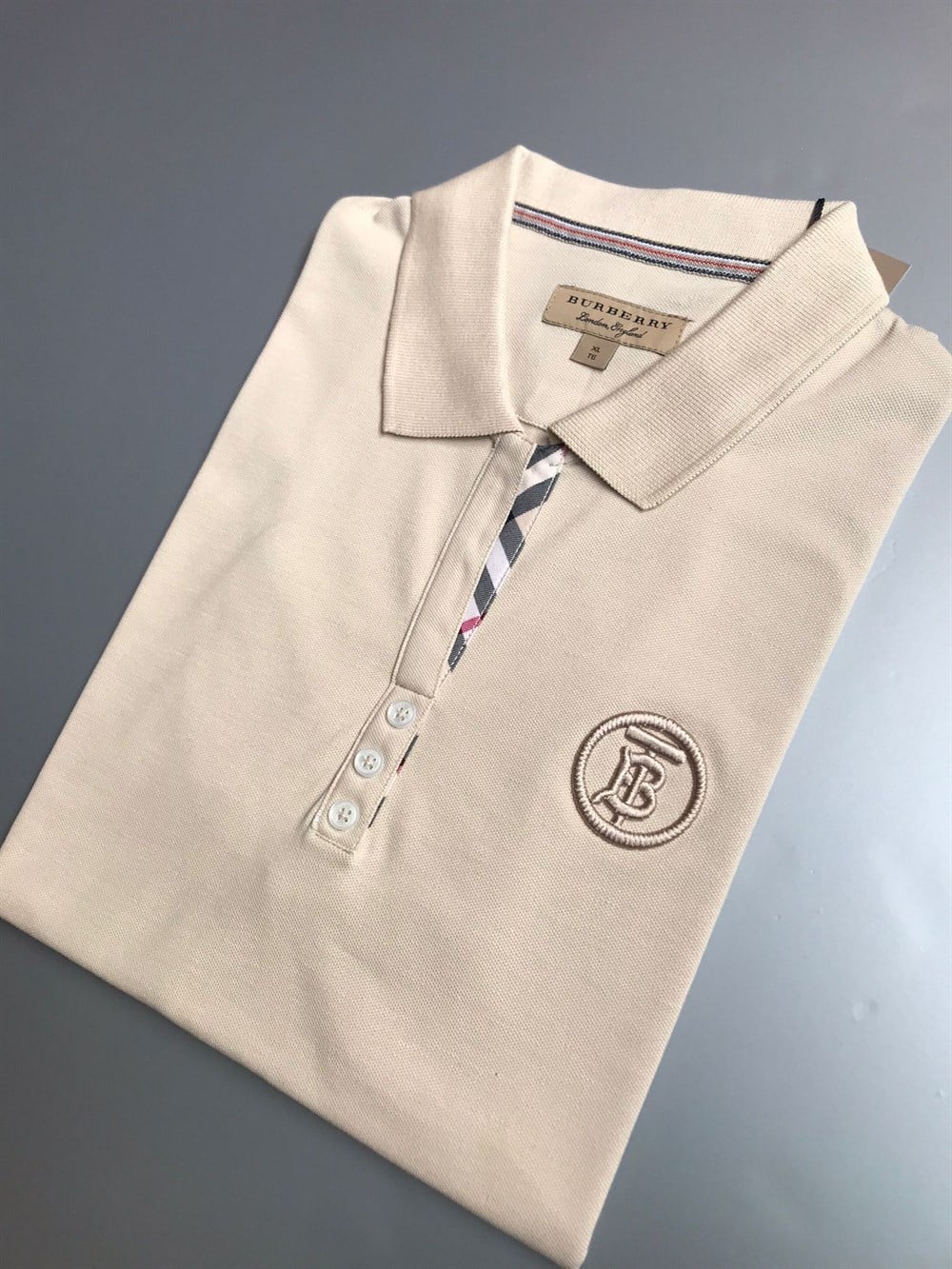 BURBERRY POLO YAKA BEJ TSHİRT