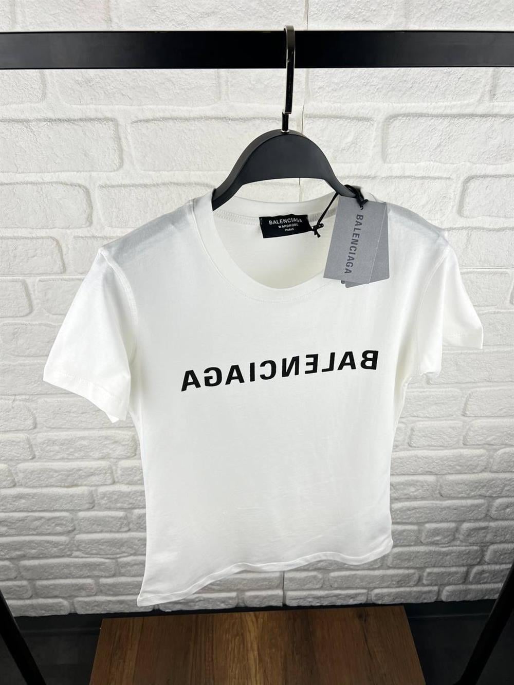 BALENCİAGA BEYAZ TSHİRT 