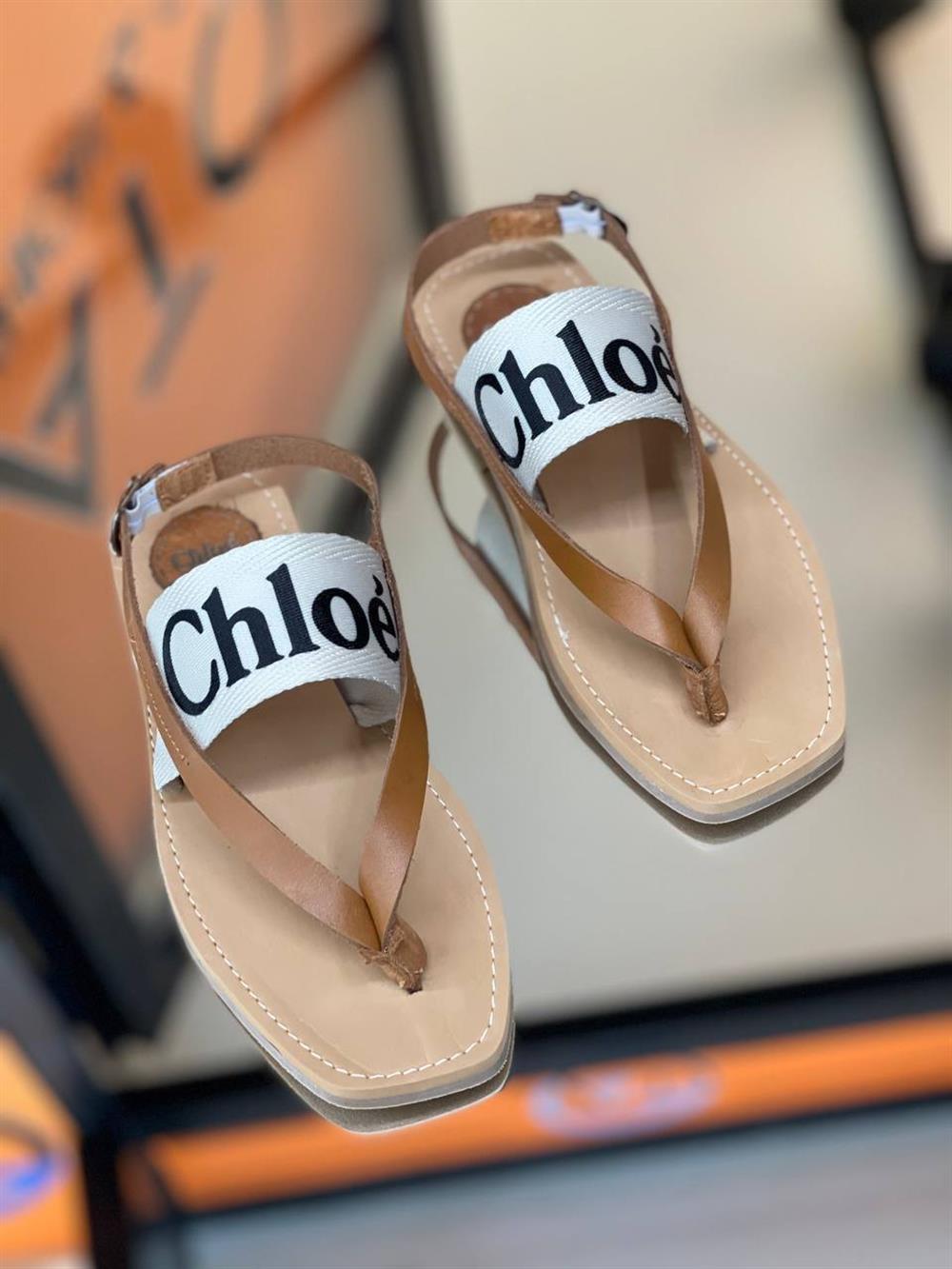 CHLOE BEYAZ SANDALET