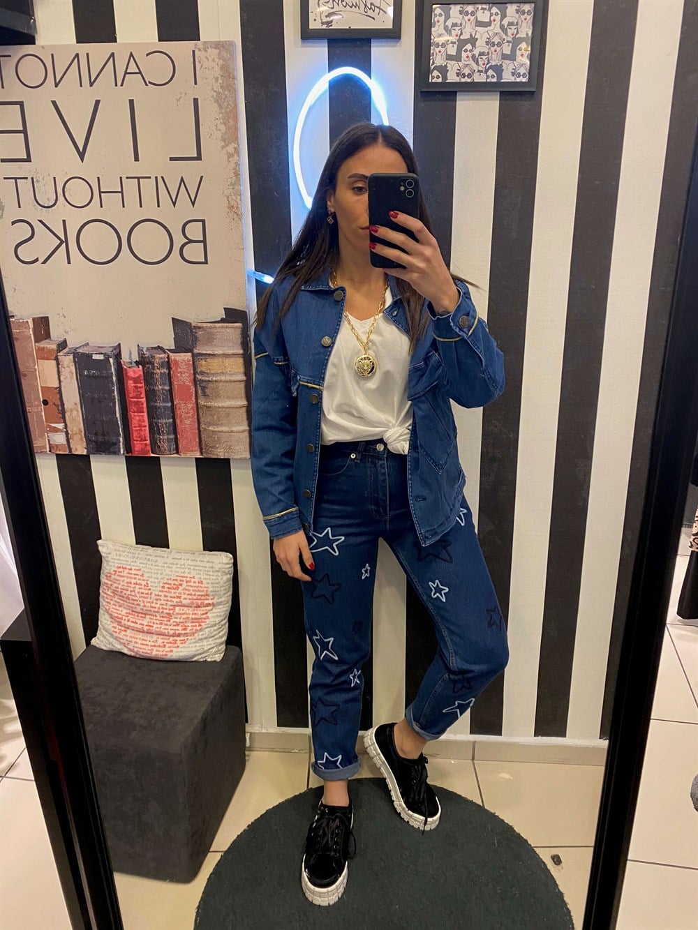 Mavi Yıldız Detaylı Mom Jean