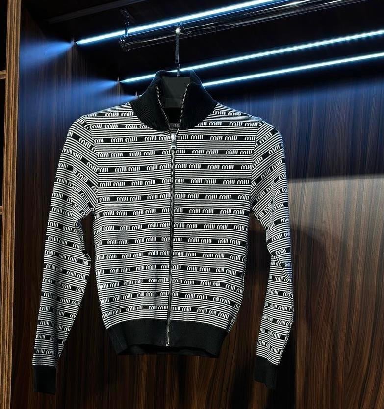 MİU FERMUARLI SİYAH SWEATSHİRT 