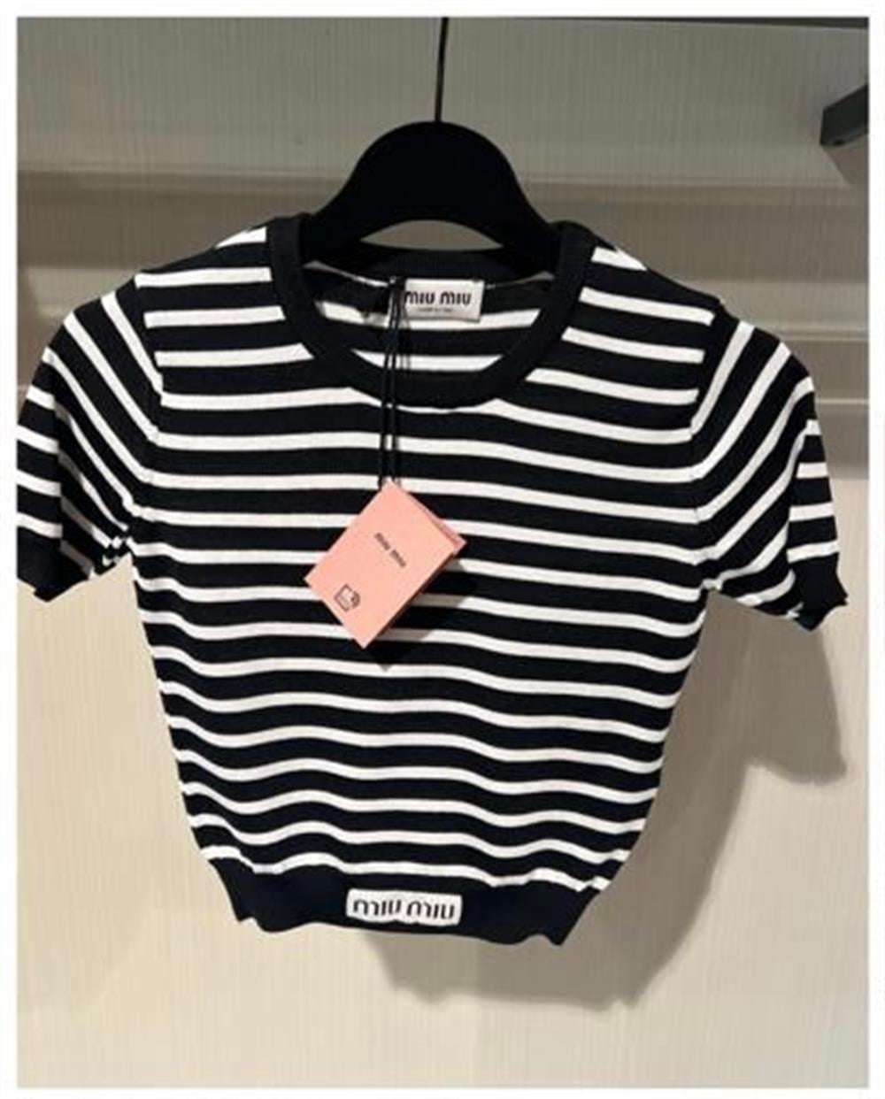 MİU SİYAH ÇİZGİLİ TRİKO TSHİRT
