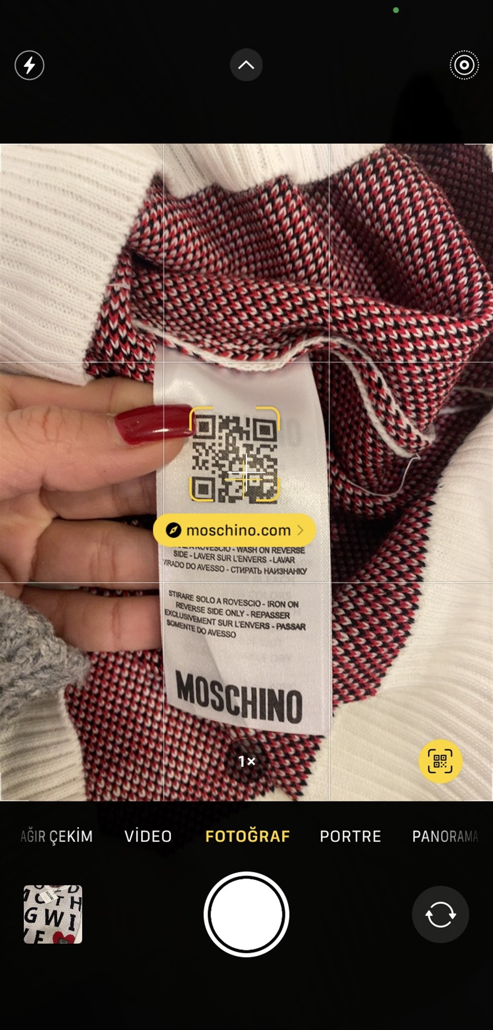 Moschino takım