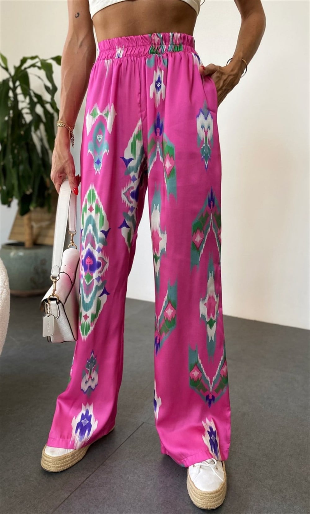 ORJİNAL MARKA DESENLİ PANTOLON