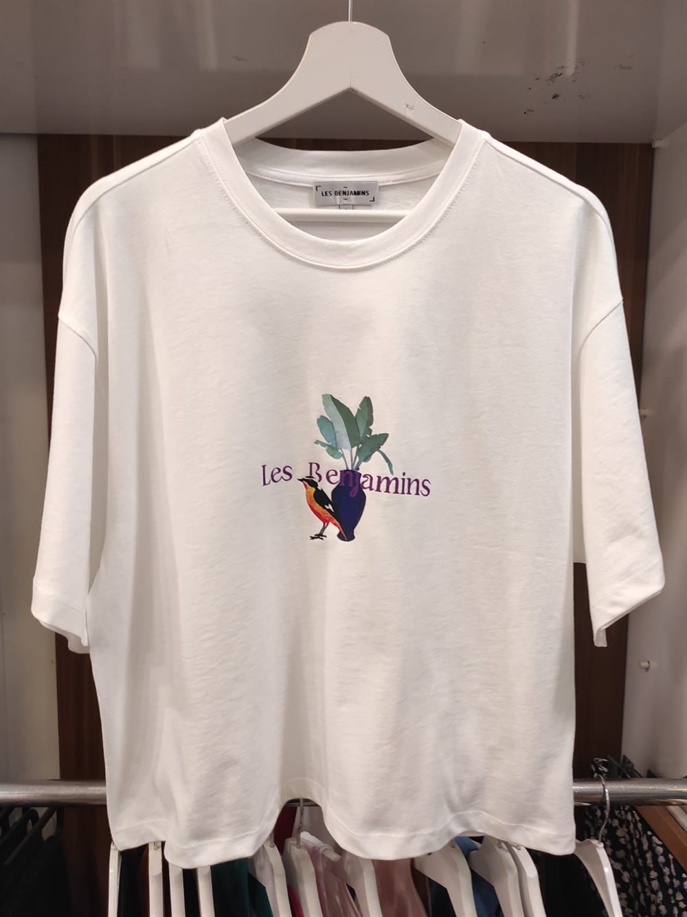 ORJİNAL MARKA YAZILI BEYAZ TSHİRT 