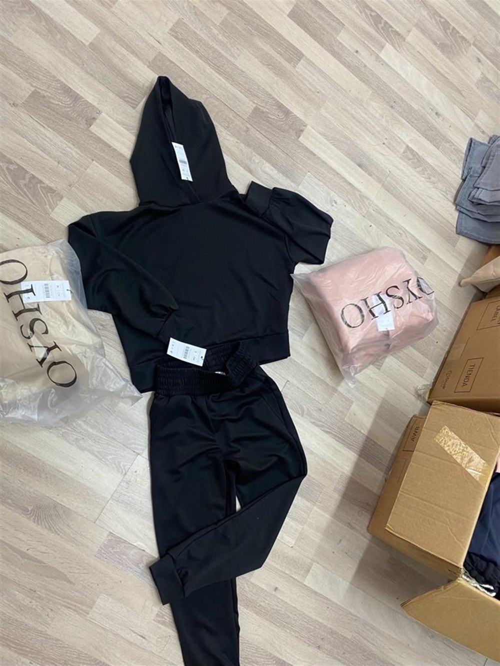 Oysho siyah eşofman takım