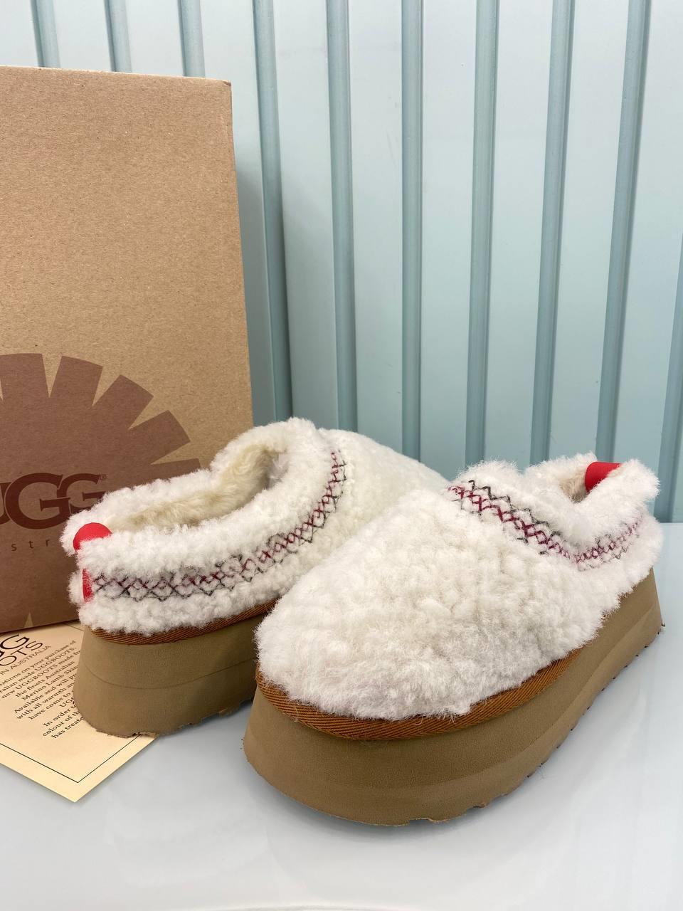 UGG KABARIK TAZZ BEYAZ