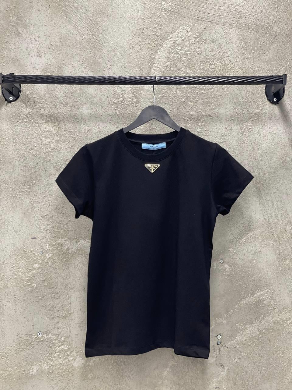 YENİ SEZON PRADA SİYAH TSHİRT 