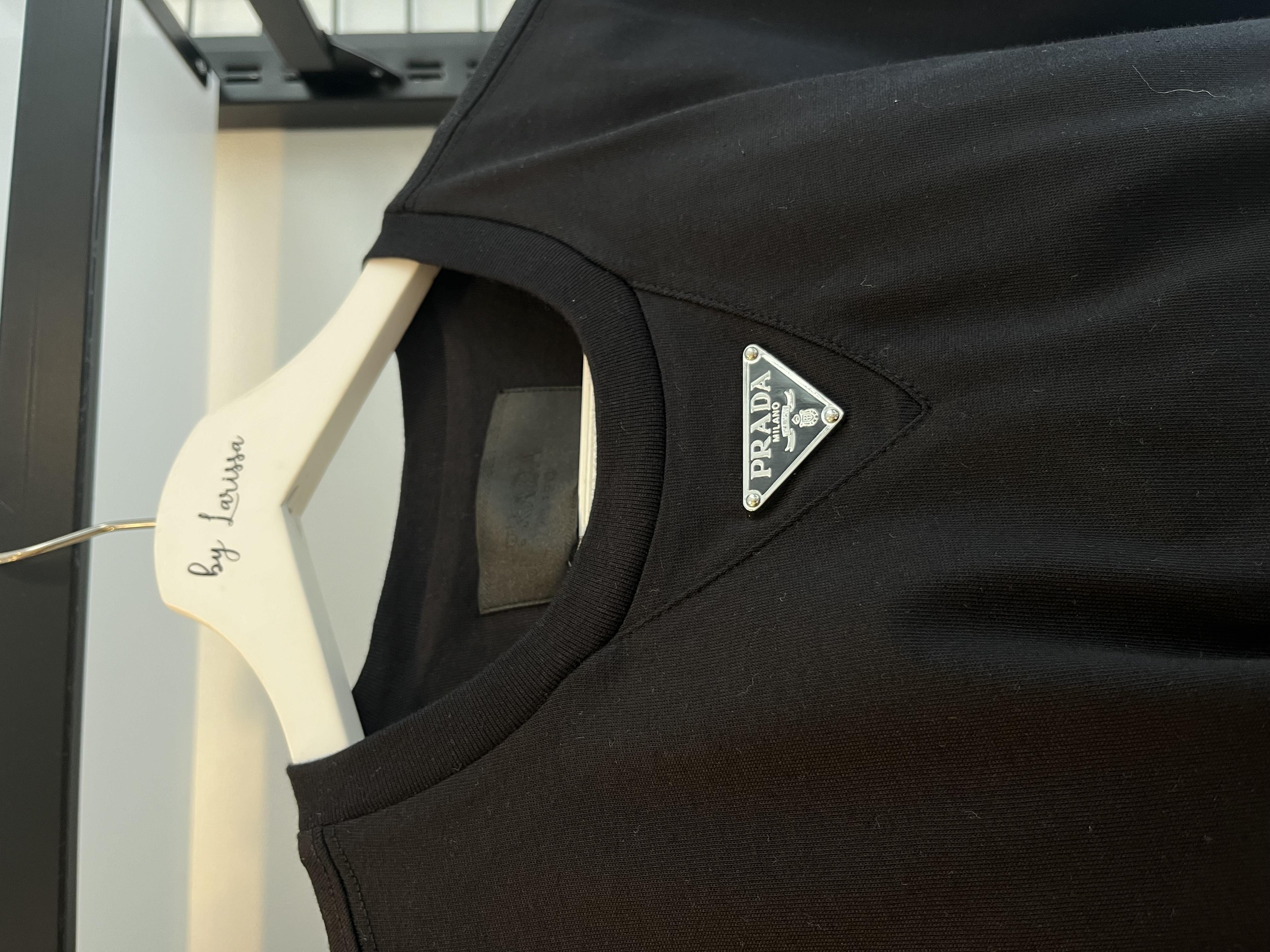 YENİ SEZON PRADA SİYAH TSHİRT 