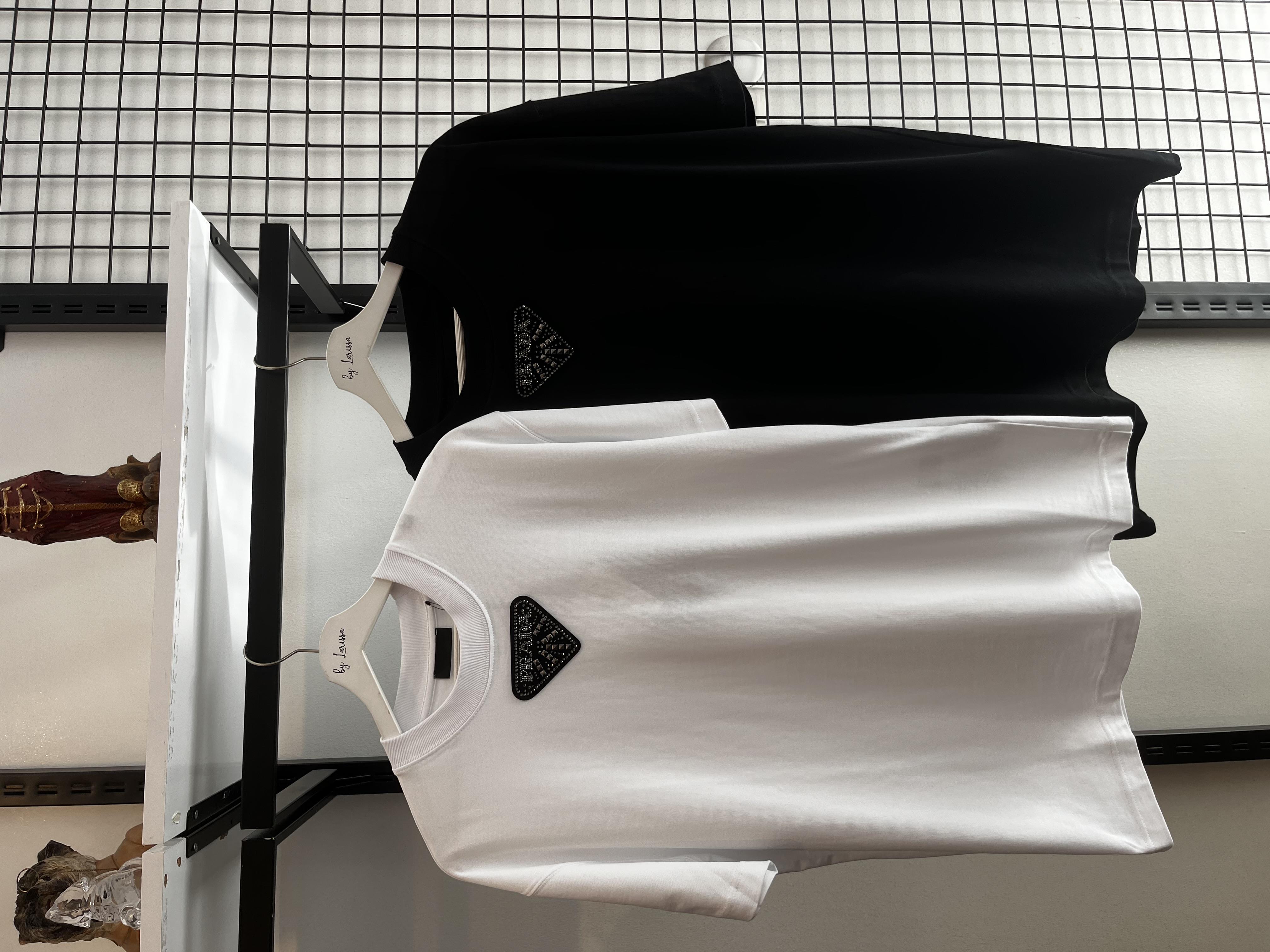 YENİ SEZON UNİSEX PRDA TAŞ DETAYLI BEYAZ TSHİRT 