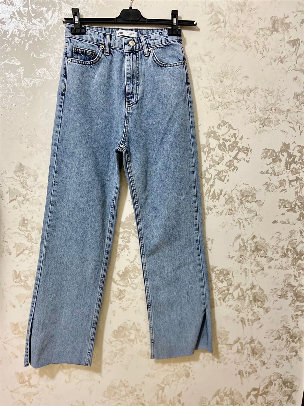 Zara yanı yırtmaç detaylı jean