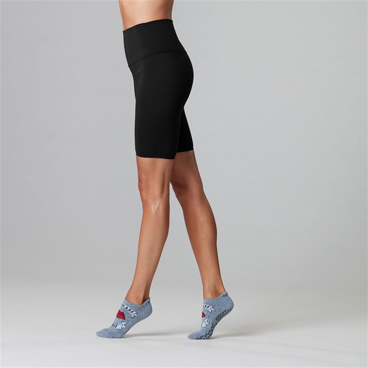 Tavi Noir Kadın Bisikletçi Şortu 