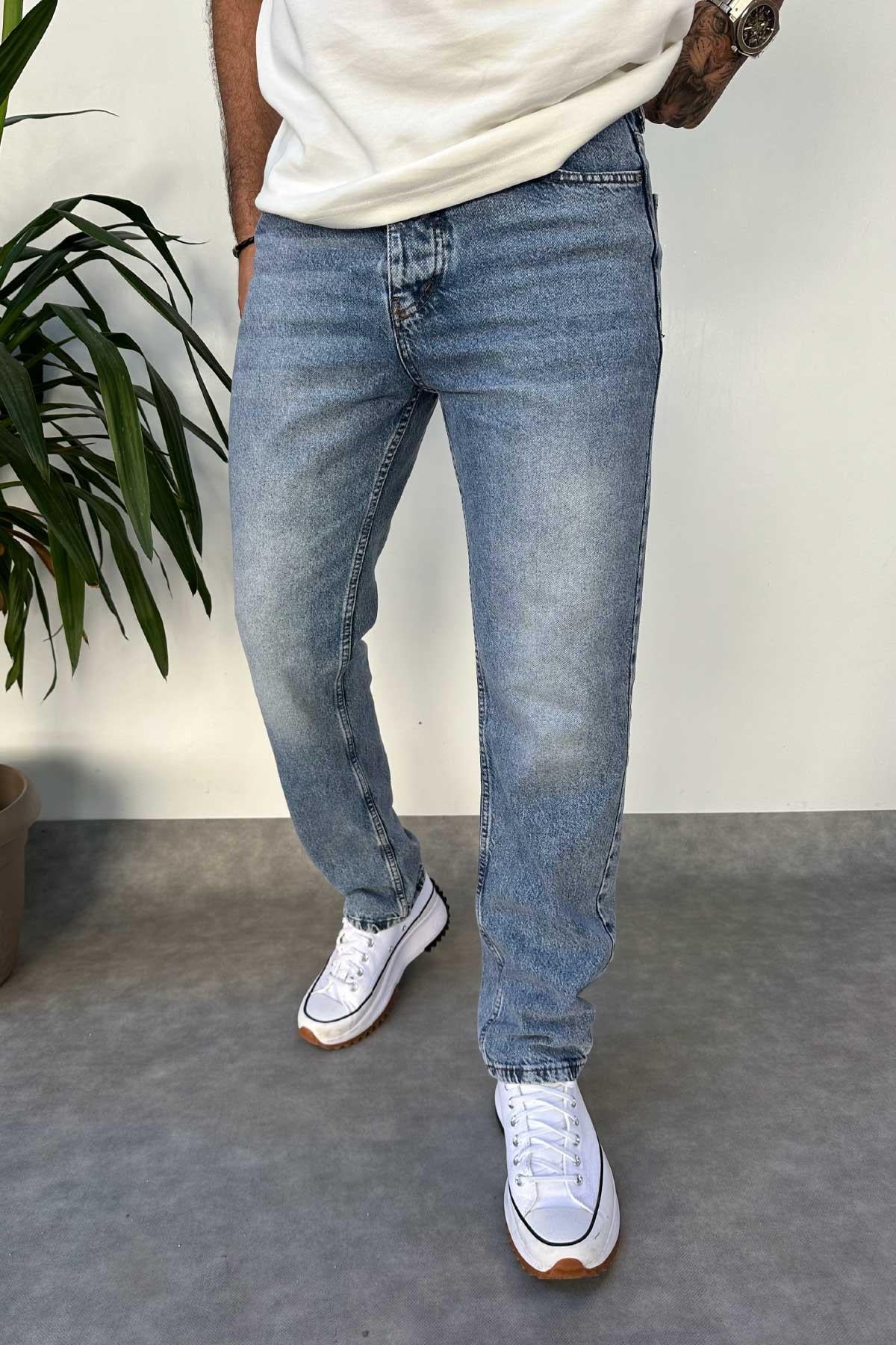 Açık Mavi Yıkamalı Baggy Jean